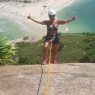 Tragedia en Brasil: mujer fallece tras caída mientras se preparaba para rapel