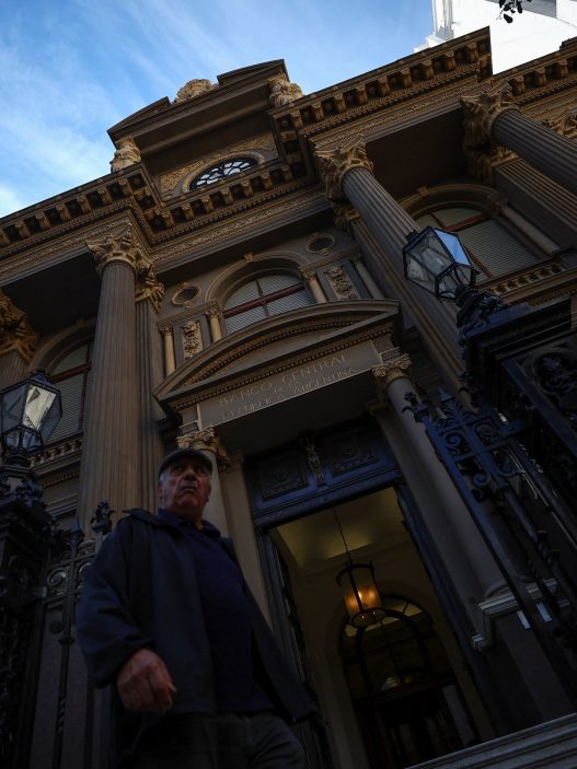 El Banco Central adquiere más de USD 1.000 millones en una semana